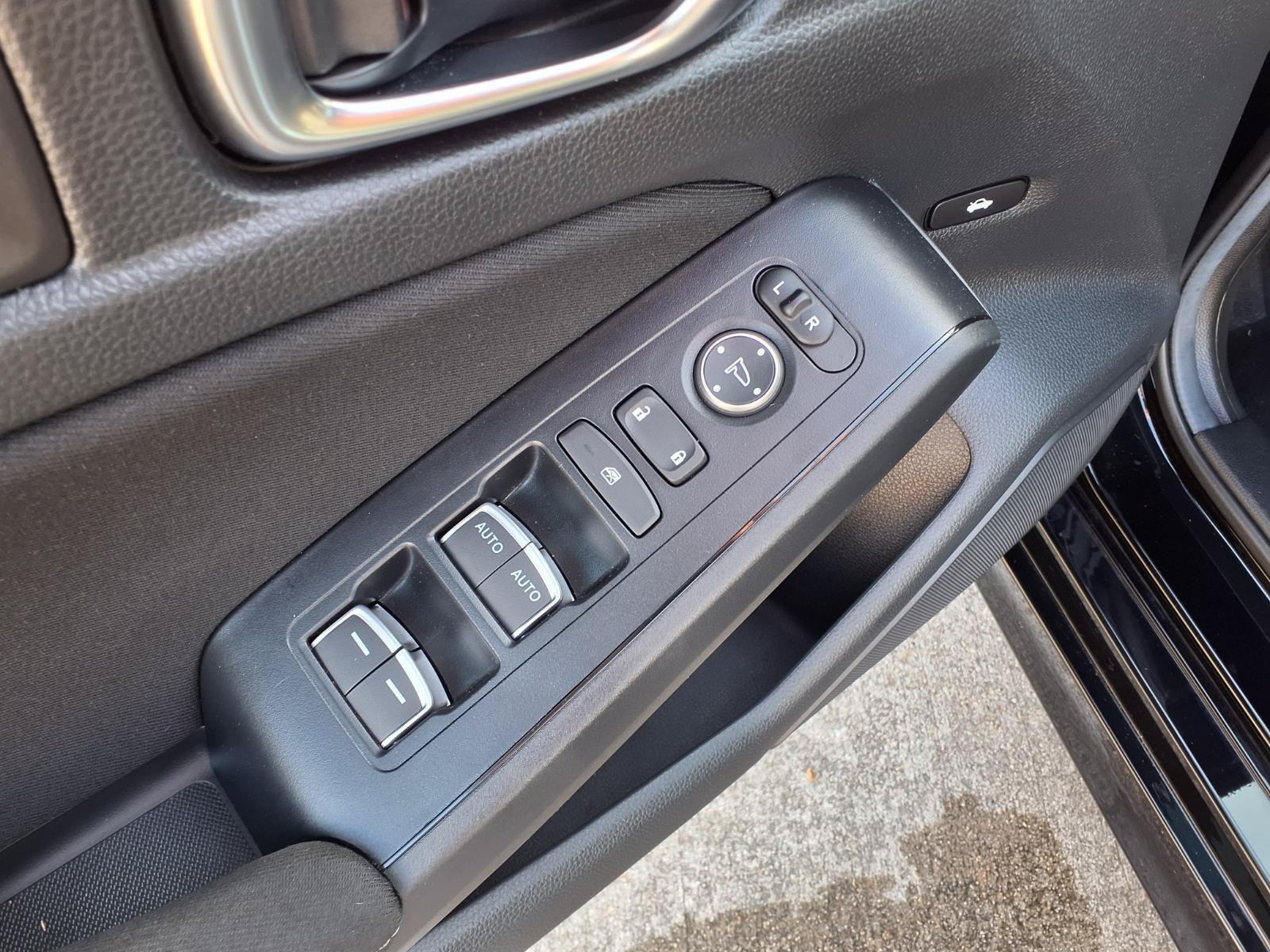 Used 2026 Honda Civic Sport image 17