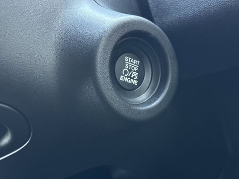 Used 2025 RAM ProMaster 2500 w/ Convenience Group image 21