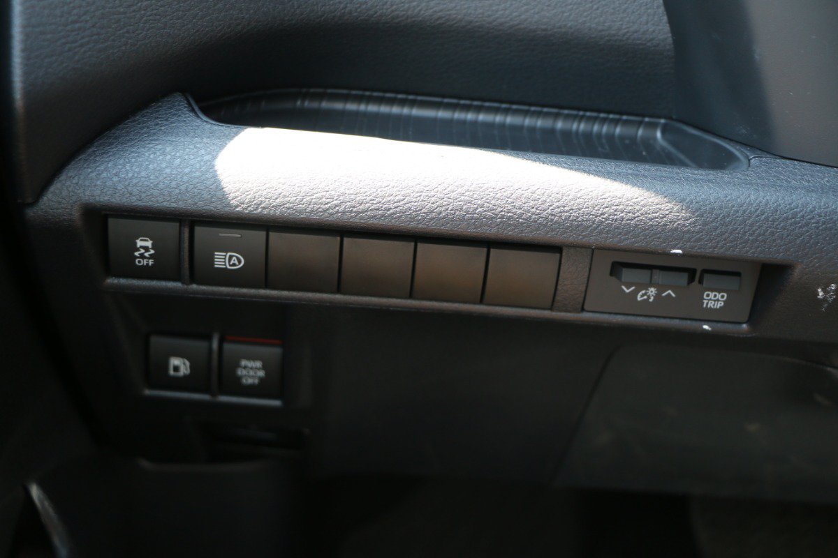 Used 2025 Toyota Sienna XSE AWD/4WD image 20