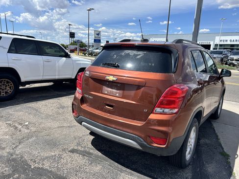 Used 2019 Chevrolet Trax LT AWD/4WD image 5