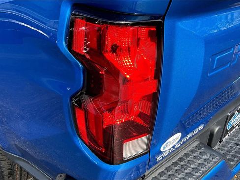 Used 2023 Chevrolet Colorado LT w/ LT Convenience Package RWD image 28