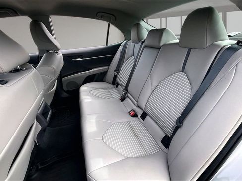 Used 2023 Toyota Camry SE image 22