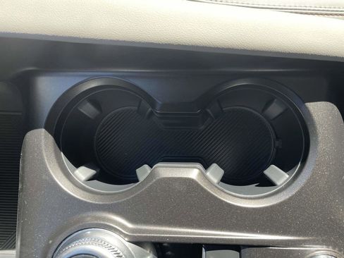 New 2026 Ford Explorer Active w/ Active Comfort Package RWD image 18