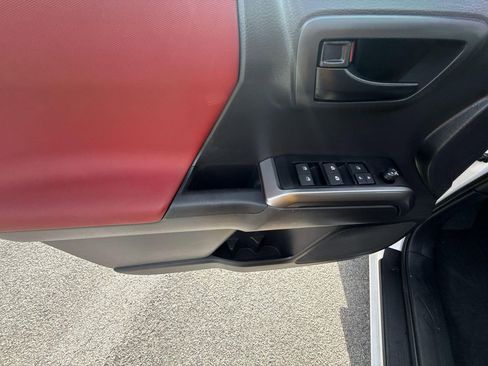 Used 2023 Toyota Tacoma SR5 image 27