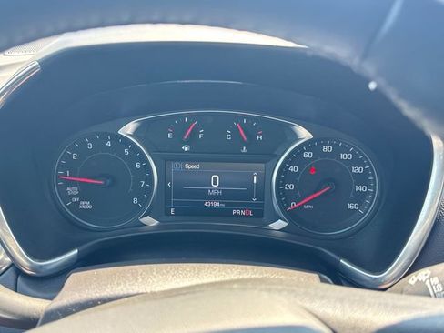 Used 2024 Chevrolet Equinox LT FWD image 38