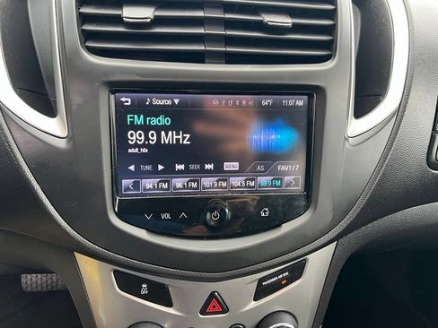 Used 2015 Chevrolet Trax LT FWD image 31