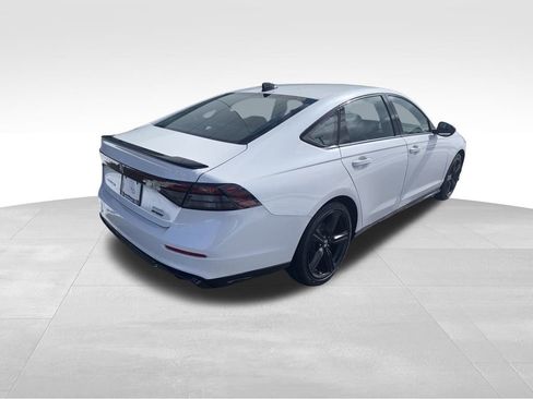Used 2025 Honda Accord Sport image 24