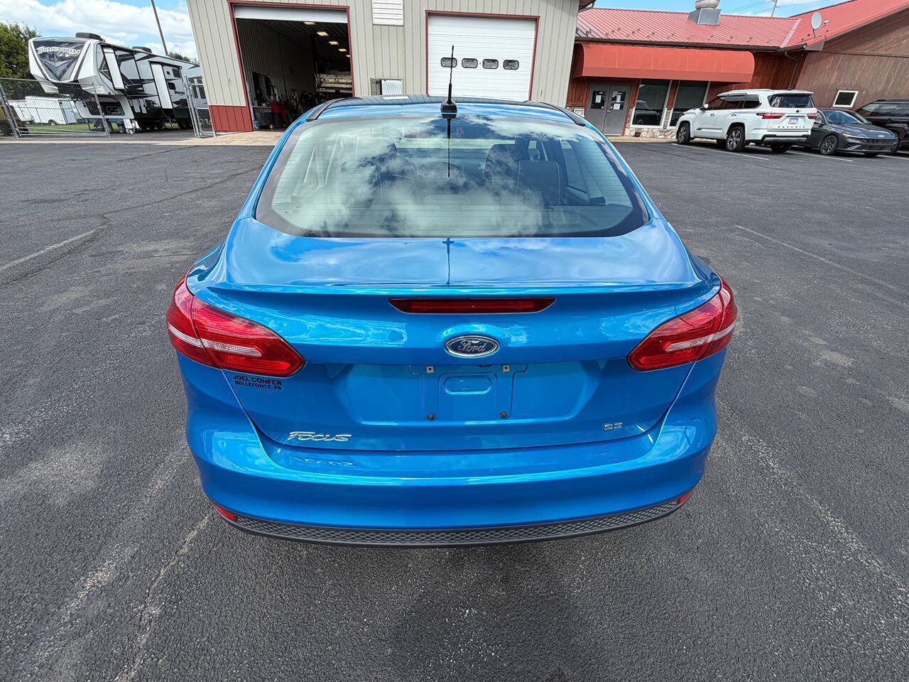 Used 2016 Ford Focus SE w/ SE Cold Weather Package FWD image 6