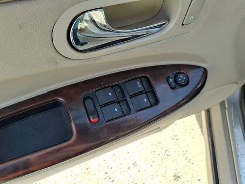 Used 2009 Buick LaCrosse CXL image 15