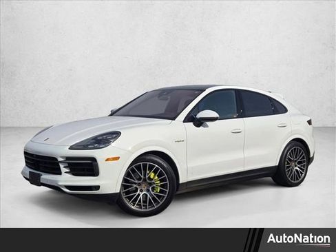 Used 2022 Porsche Cayenne E-Hybrid image 1
