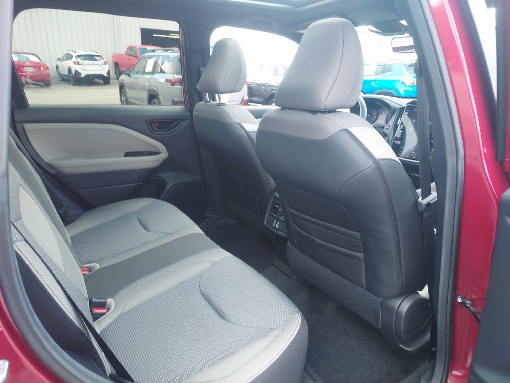 Used 2026 Subaru Forester Premium AWD/4WD image 31
