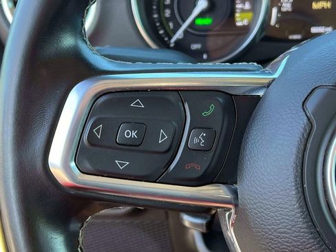 Used 2022 Jeep Wrangler Unlimited Sahara 4xe image 19