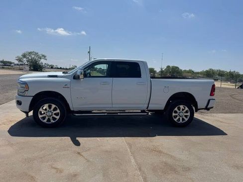 Used 2023 RAM 2500 Laramie AWD/4WD image 4