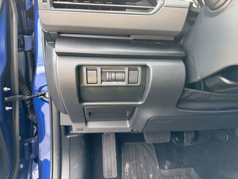 Certified 2025 Subaru Crosstrek 2.0i Premium image 26