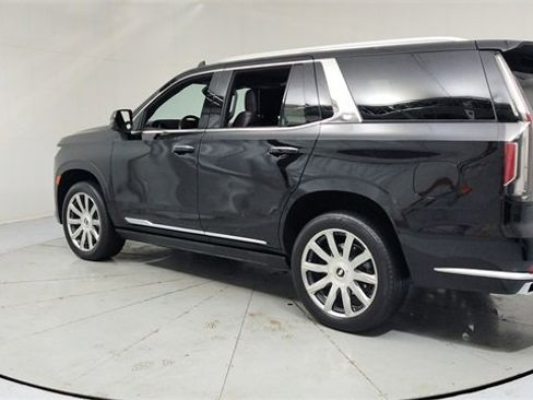 Used 2021 Cadillac Escalade Premium Luxury Platinum image 3