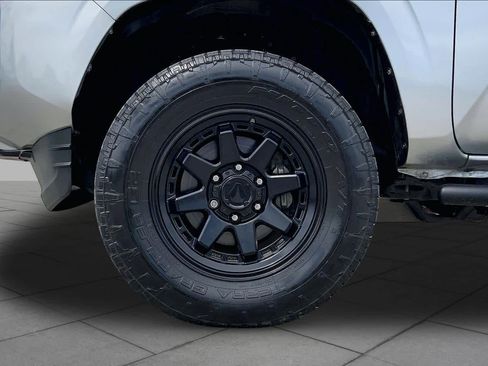 Used 2023 Toyota Tacoma SR AWD/4WD image 11