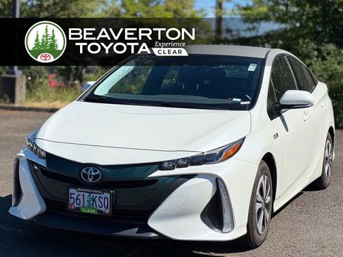 Used 2018 Toyota Prius Prime Premium FWD image 1
