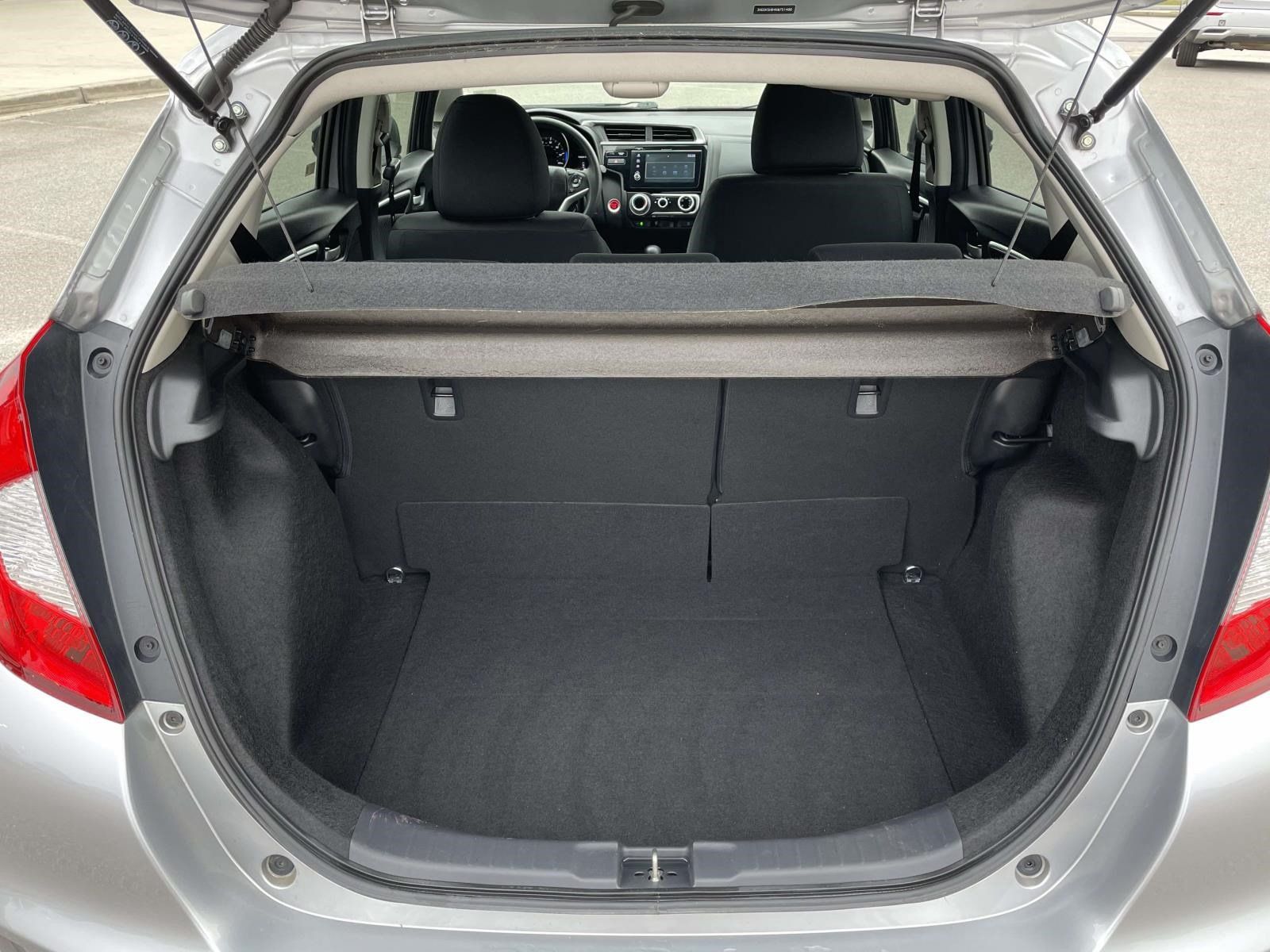 Used 2019 Honda Fit EX image 8