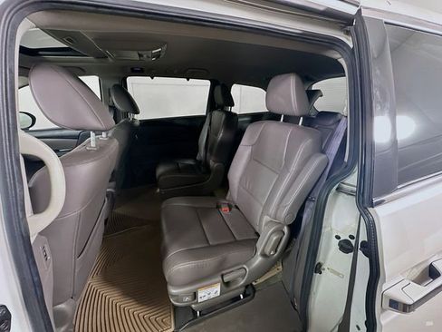 Used 2014 Honda Odyssey Touring image 27
