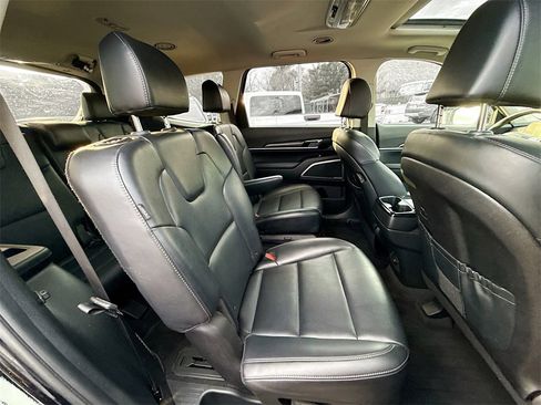 Used 2024 Kia Telluride S w/ S Sunroof Package image 32