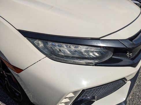 Used 2019 Honda Civic Type R image 6