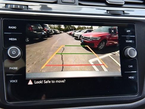 Used 2021 Volkswagen Tiguan SE R-Line AWD/4WD image 12