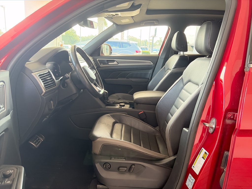 Used 2020 Volkswagen Atlas Cross Sport SEL Premium R-Line AWD/4WD image 10