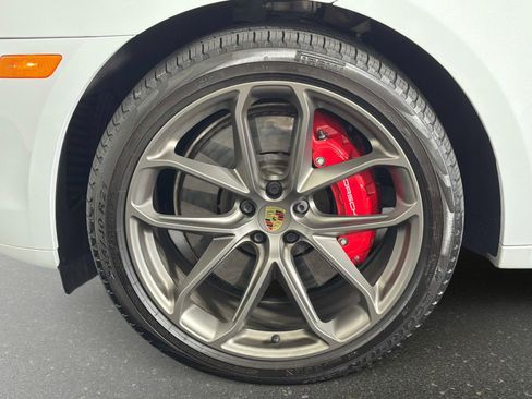 Used 2024 Porsche Macan GTS AWD/4WD image 12