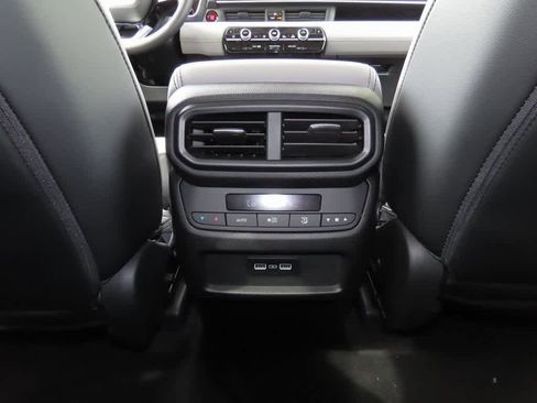 New 2025 Honda Pilot Touring image 25