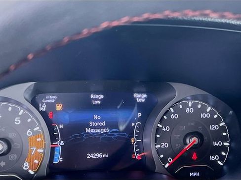 Used 2023 Jeep Compass Trailhawk image 13