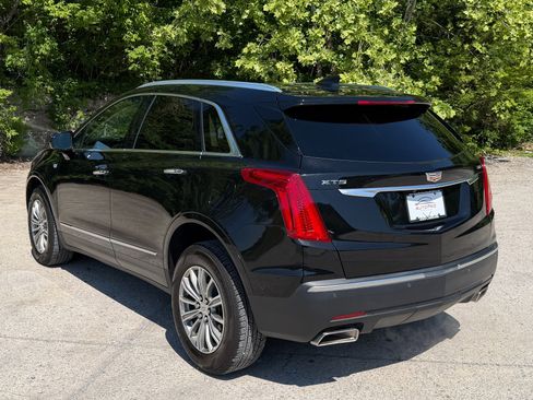 Used 2019 Cadillac XT5 Premium Luxury w/ Driver Assist Package FWD image 4