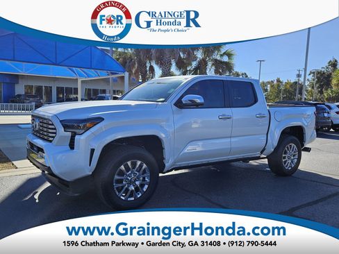 Used 2024 Toyota Tacoma Limited w/ Limited Package (LT) image 1