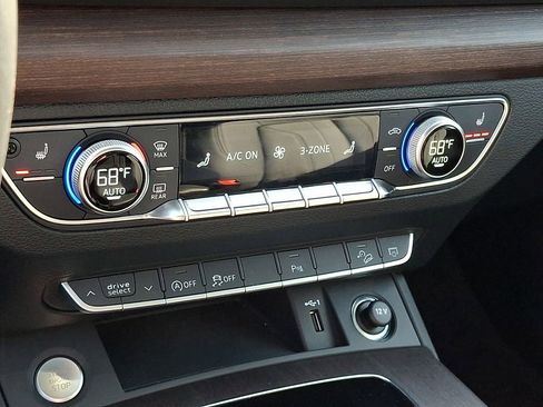 Used 2023 Audi Q5 2.0T Premium AWD/4WD image 17
