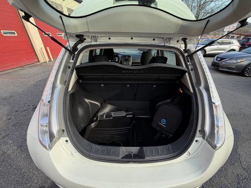 Used 2015 Nissan Leaf S w/ Charge Package image 30