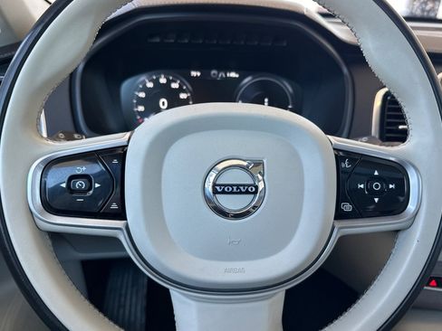 Used 2022 Volvo XC90 T8 Inscription w/ Advanced Package AWD/4WD image 24
