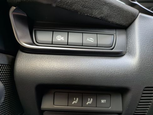 Used 2025 MAZDA CX-30 Carbon image 24