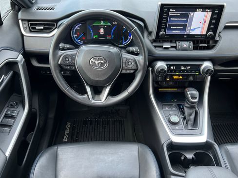 Used 2020 Toyota RAV4 XSE image 14