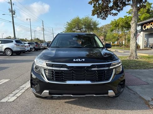 Used 2025 Kia Seltos S FWD image 3