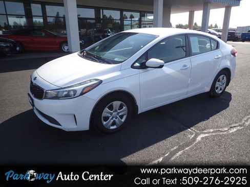 Used 2017 Kia Forte LX w/ LX Popular Package FWD image 1