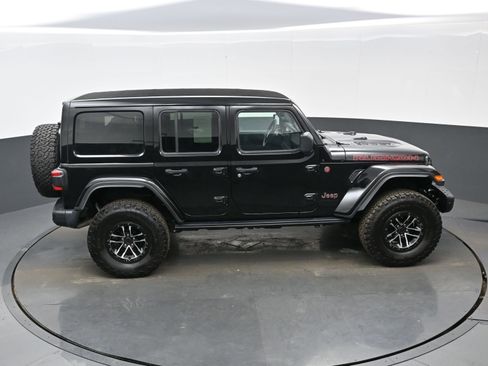 Used 2024 Jeep Wrangler Unlimited Rubicon image 36