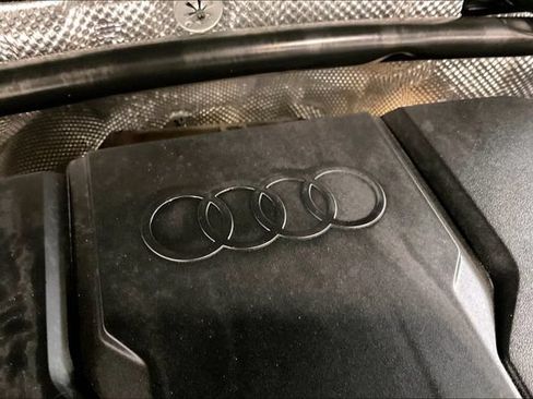 Certified 2025 Audi Q5 Premium w/ Convenience Package AWD/4WD image 31
