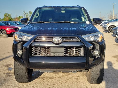 Used 2021 Toyota 4Runner SR5 Premium w/ Moonroof Package image 2