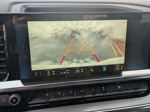 Used 2023 Chevrolet Silverado 1500 High Country image 28