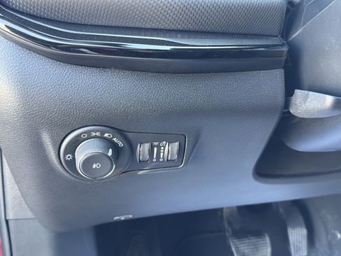 New 2026 Jeep Compass Latitude AWD/4WD image 16