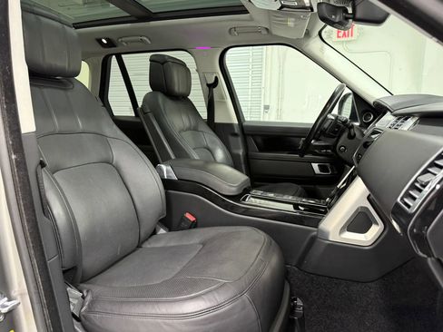 Used 2018 Land Rover Range Rover Supercharged image 50