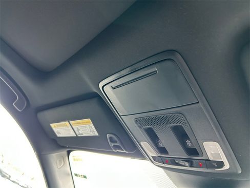 New 2025 Honda Pilot Black Edition image 25