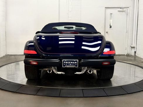Used 2001 Chrysler Prowler RWD image 7