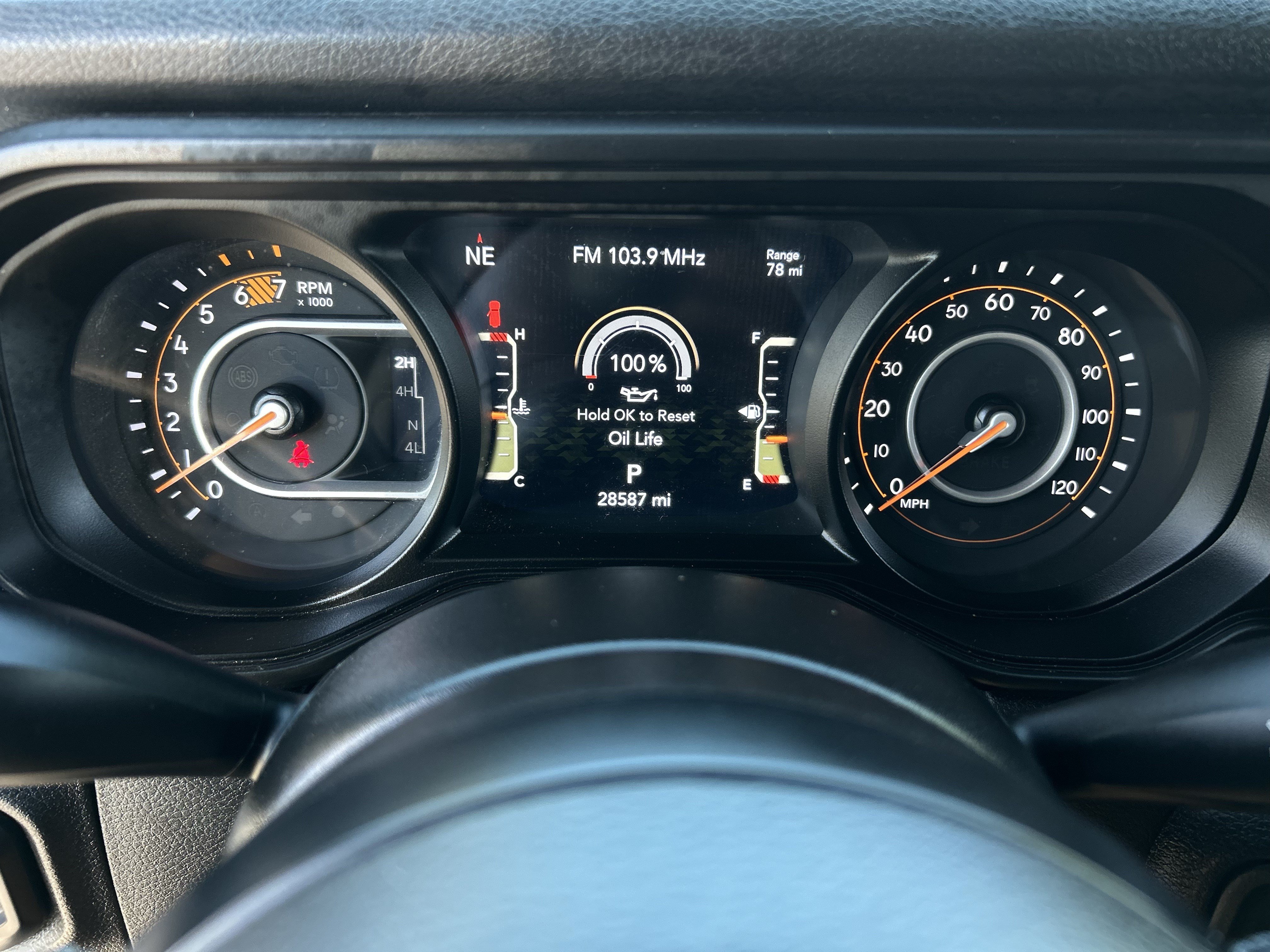 Used 2025 Jeep Wrangler Unlimited Sport AWD/4WD image 25