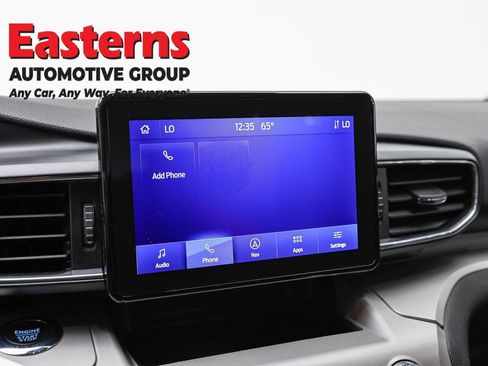 Used 2023 Ford Explorer XLT w/ Equipment Group 202A AWD/4WD image 19