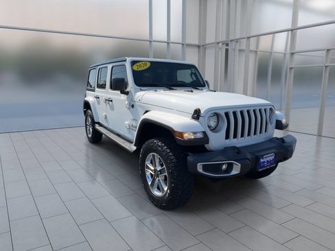Used 2020 Jeep Wrangler Unlimited Sahara AWD/4WD image 2